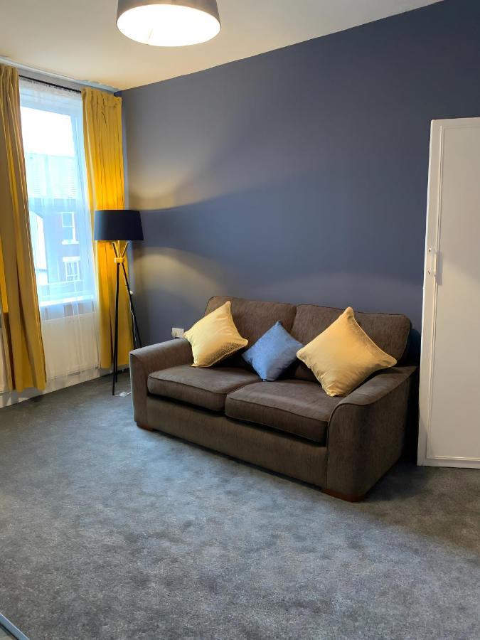 Heaton-Beautiful 3 Double Bedrooms Sleeps 6 Free Parking And Wifi Ньюкасл-апон-Тайн Экстерьер фото